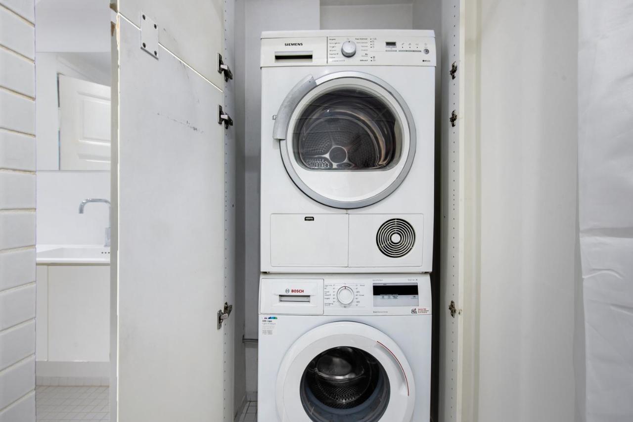 Sanders Square - Spacious Six-Bedroom Apartment Near Amalienborg 코펜하겐 외부 사진